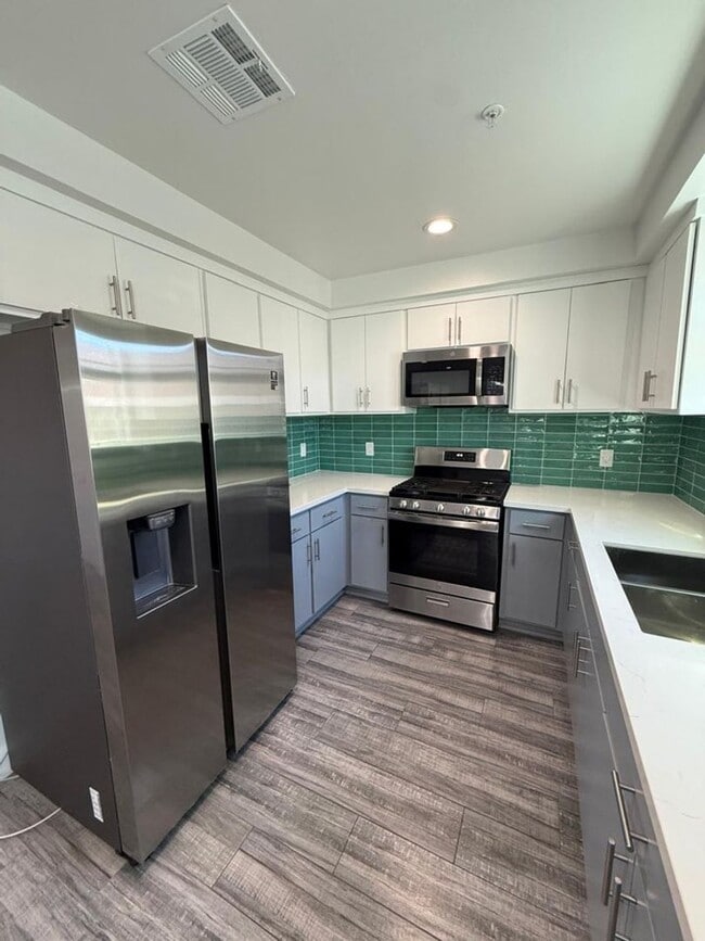 Building Photo - LANFRANCO(3743)