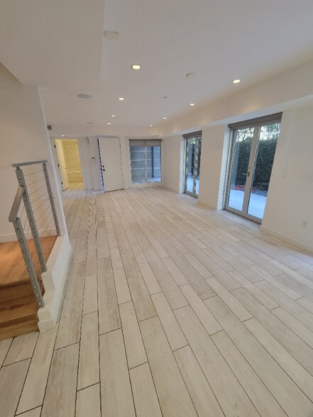 Building Photo - 947 4th St