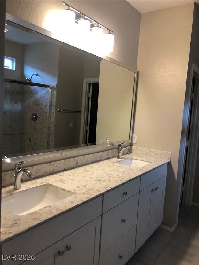 Building Photo - 2434 Fanano St