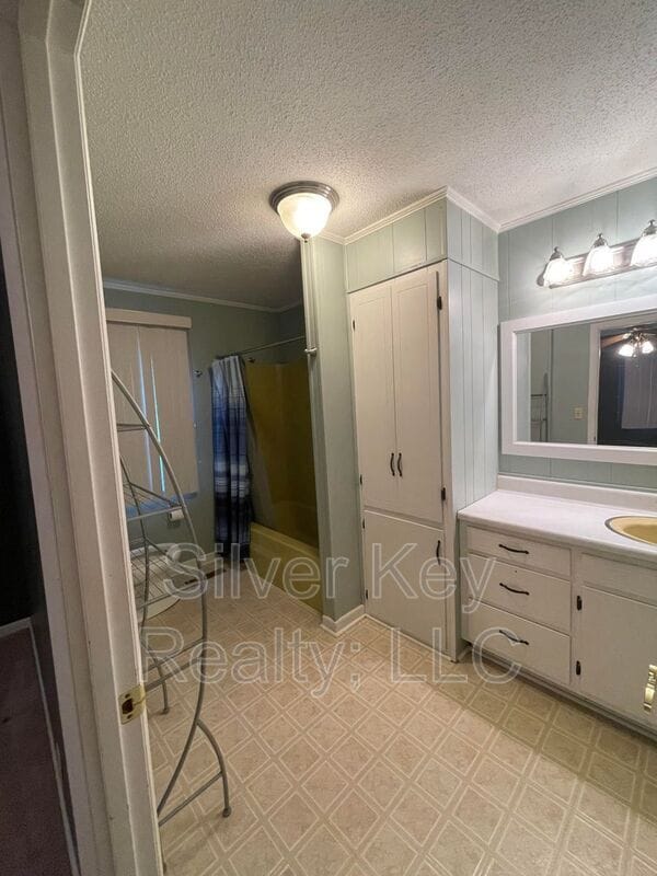 Building Photo - 227 Co Rd 121