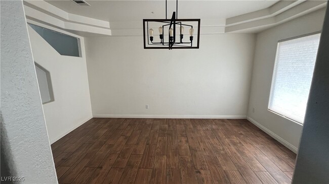 Building Photo - 537 Fiddlehead Ave