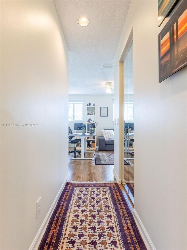 Building Photo - 1640 Sandpiper Cir