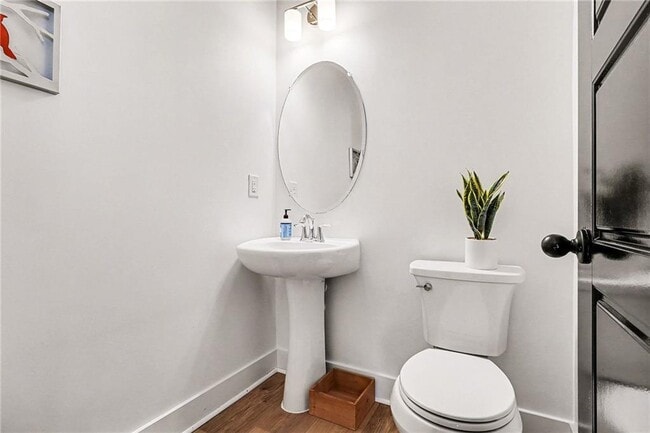 Building Photo - 2054 Rockledge Rd NE