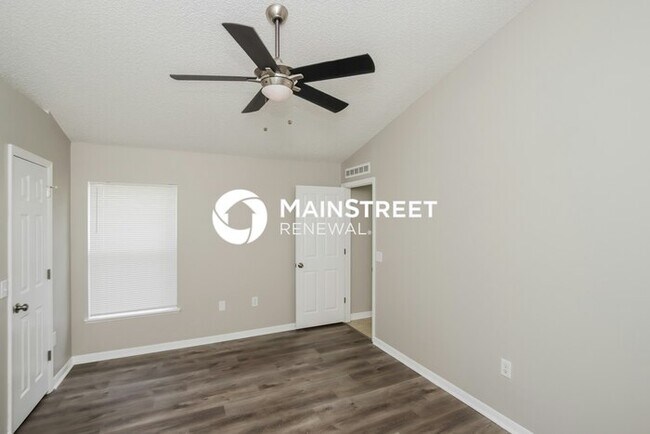 Building Photo - 3 Bedroom Pet-Friendly Home in PALM BAY, FL with Main Street Renewal
