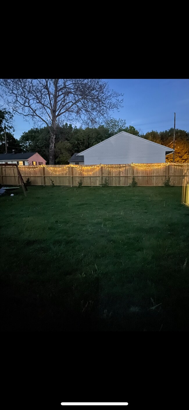 Building Photo - 317 Stelko Ave