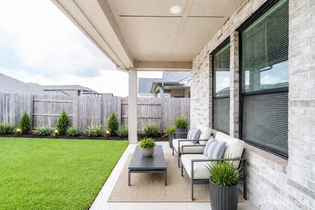 Building Photo - 24819 Yellow Spruce Cir
