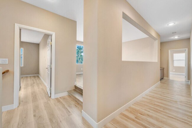 Building Photo - 9721 Sienna Valley Ave