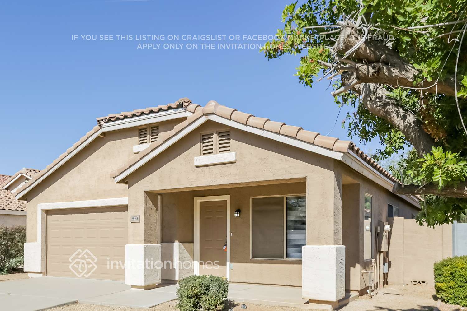 Building Photo - 900 E Jasper Dr