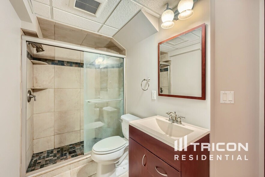 Building Photo - 12320 43rd Ave N