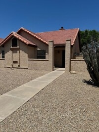 Building Photo - Tempe Home for Rent!