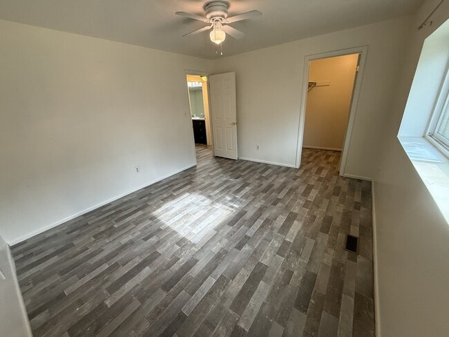 Building Photo - 445 E 800 N St