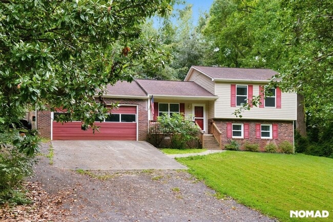 Building Photo - 216 Bellwood Loop