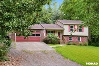 Building Photo - 216 Bellwood Loop