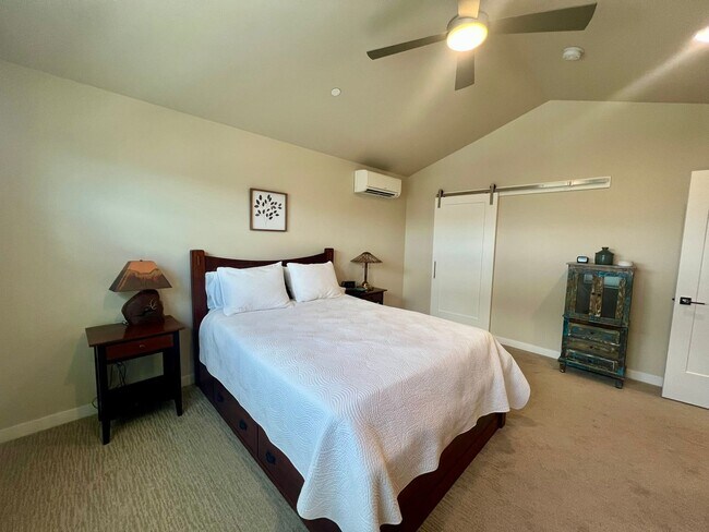 Building Photo - BEAUTIFUL 3Bd 2.5Ba energy efficient home ...