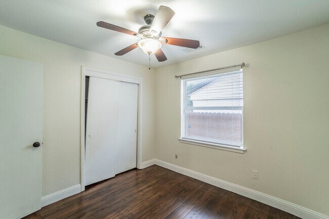 Building Photo - New Listing in southland Terrace Addition