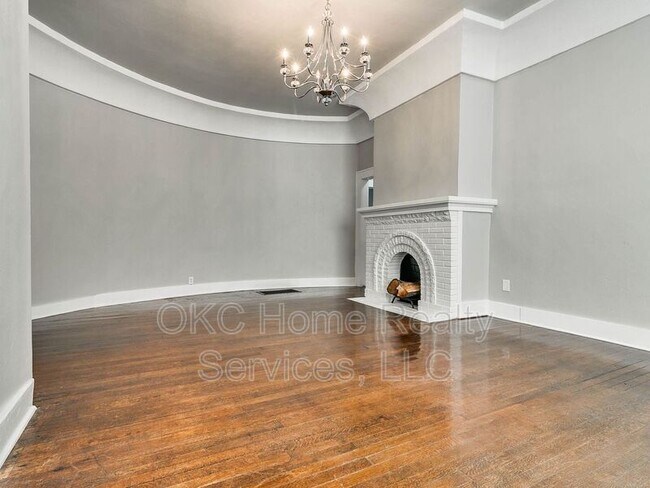 Building Photo - 1740 NW 11th St