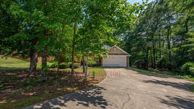 Building Photo - 48 Redwood Dr