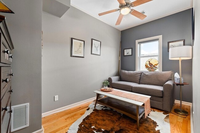 Building Photo - 3369 Preston Shore Dr