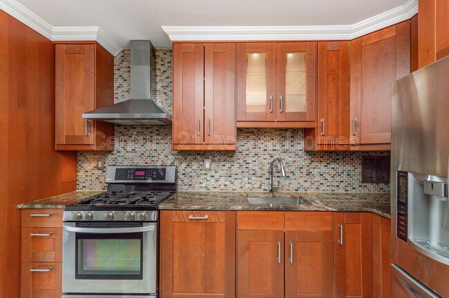 Building Photo - 3701 S George Mason Dr