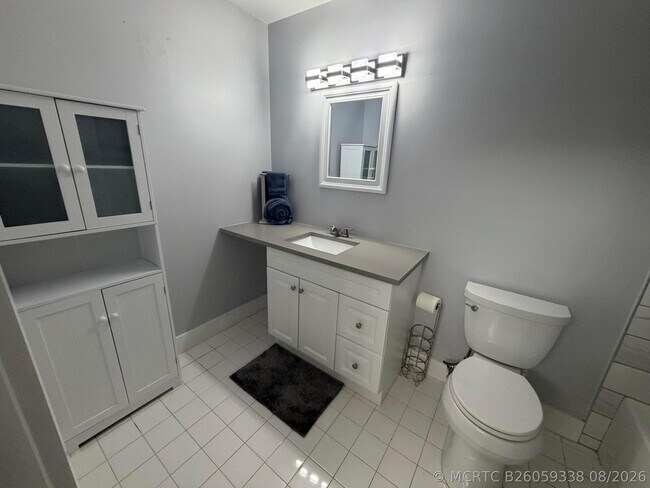 Building Photo - 8847 Thumbwood Cir
