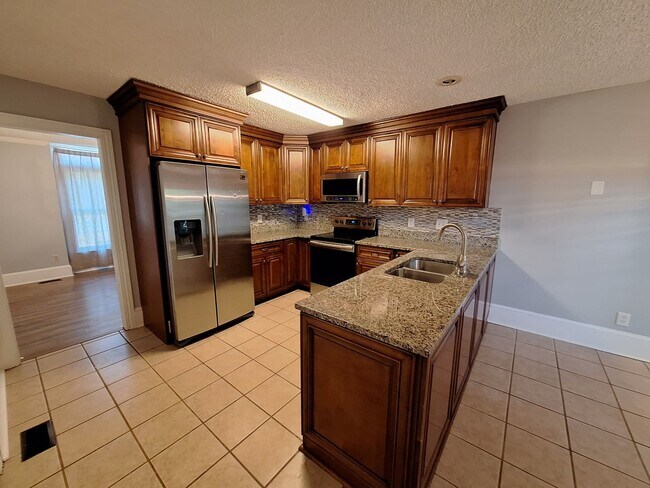 Building Photo - 212 Earle Ct