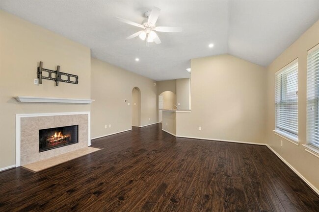 Building Photo - 5030 Birch Manor Ln