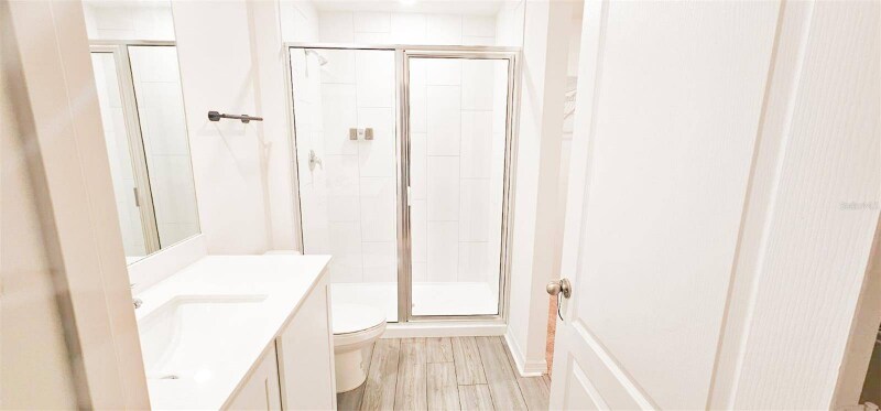 Building Photo - 271 Begonia Ln