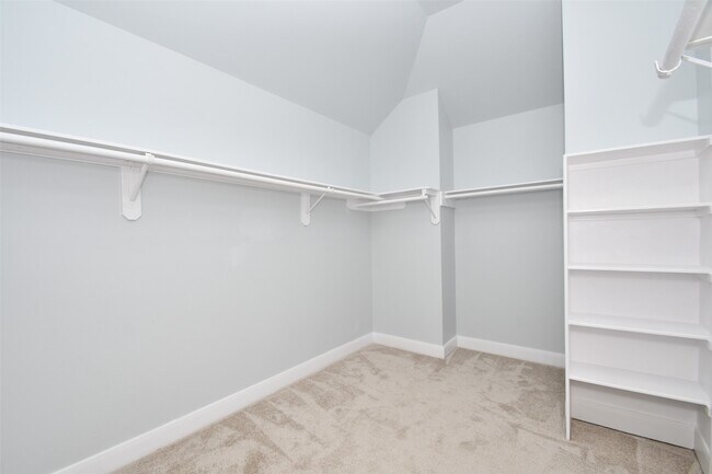 Building Photo - 1016 Studer St