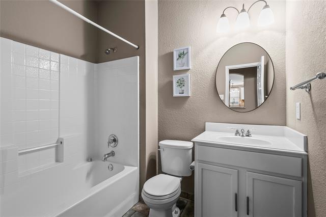 Building Photo - 420 Magnolia Dr