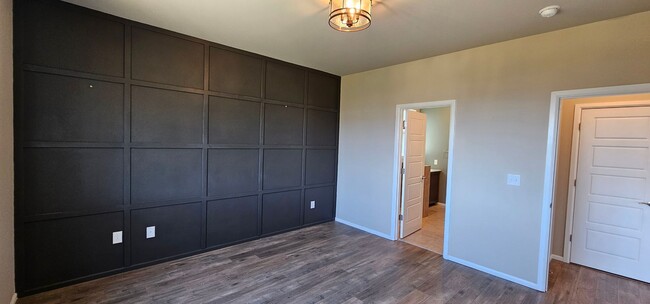 Building Photo - Bremerton Rambler