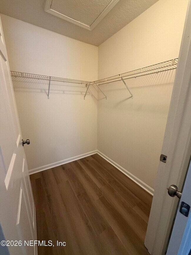 Building Photo - 1418 Manotak Point Dr