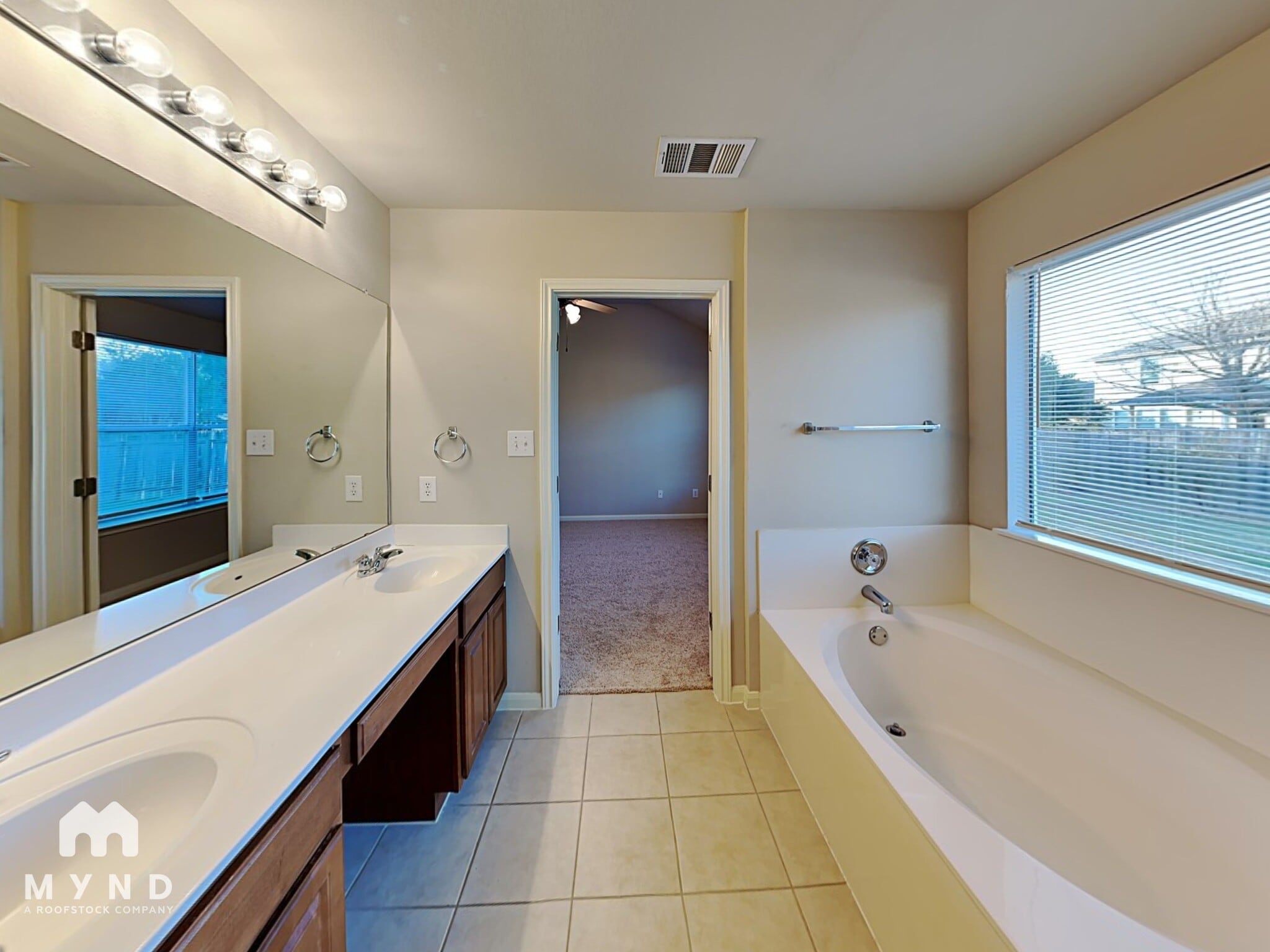 Building Photo - 3909 Bandice Ln