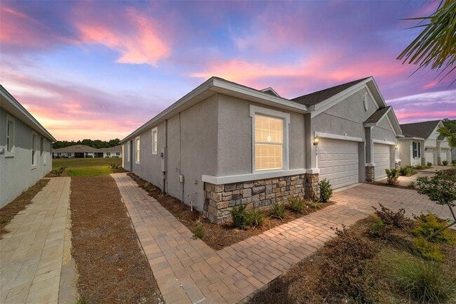 Building Photo - 5313 NW 48th Pl