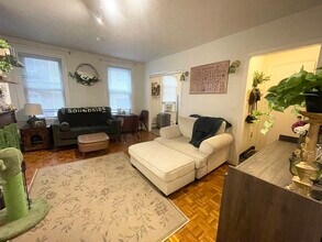 Building Photo - 59 W Cedar St