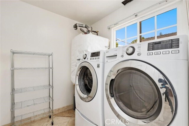 Building Photo - 4551 Sandburg Way