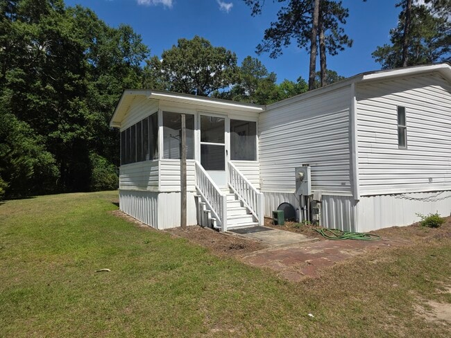 Building Photo - Tall Pines Mobile Home Park Lot 5