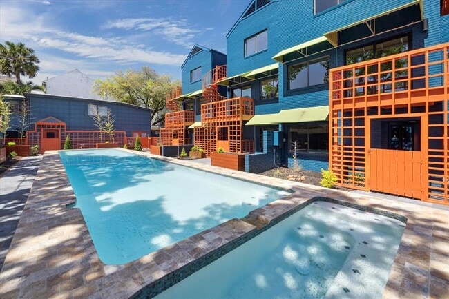 Building Photo - 1503 Fairview St