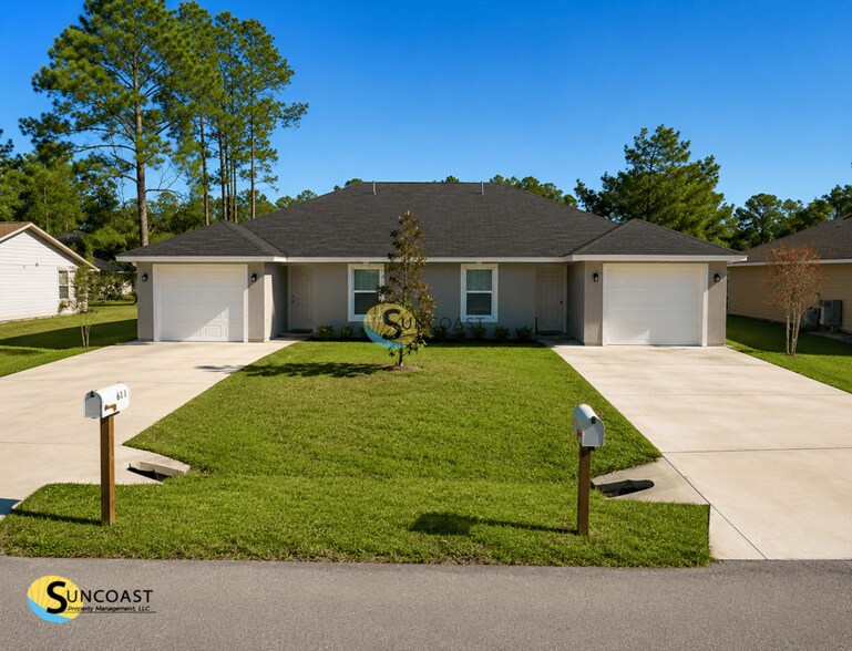 Building Photo - 61 Plainview Dr