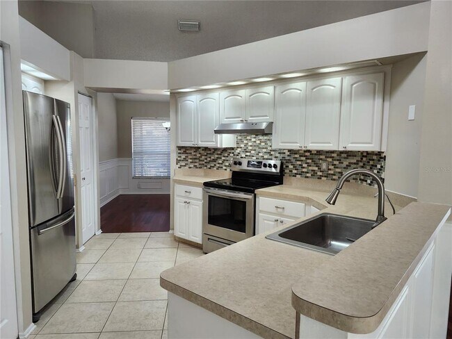 Building Photo - 1512 Bay View St