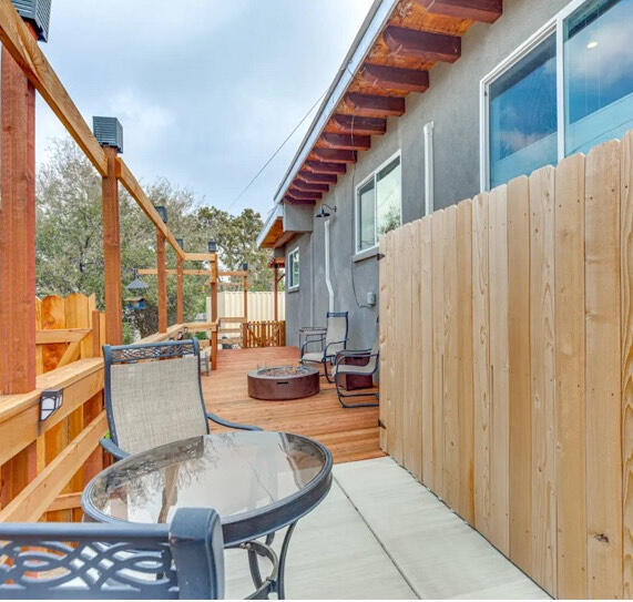 Building Photo - 69745 Sugarloaf Ave