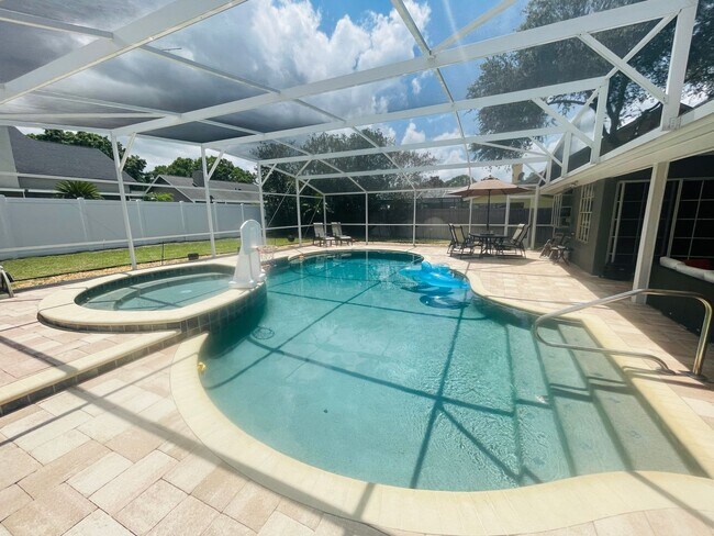 Building Photo - Pool Home BRYN MAWR-5328 Rockbourne Ct Orl...