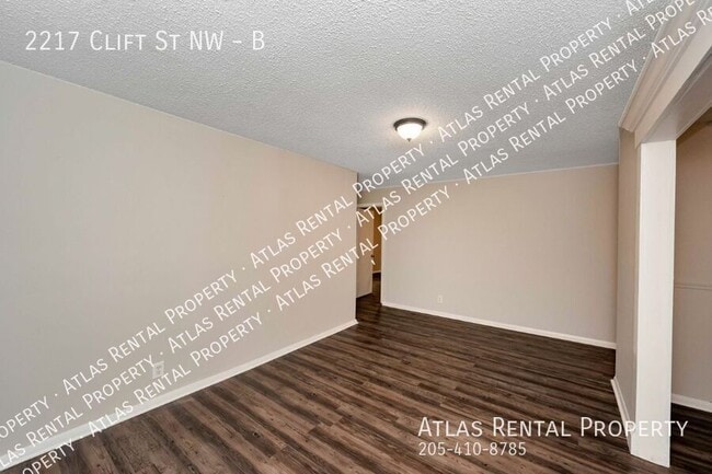 Building Photo - 2217 Clift St NW