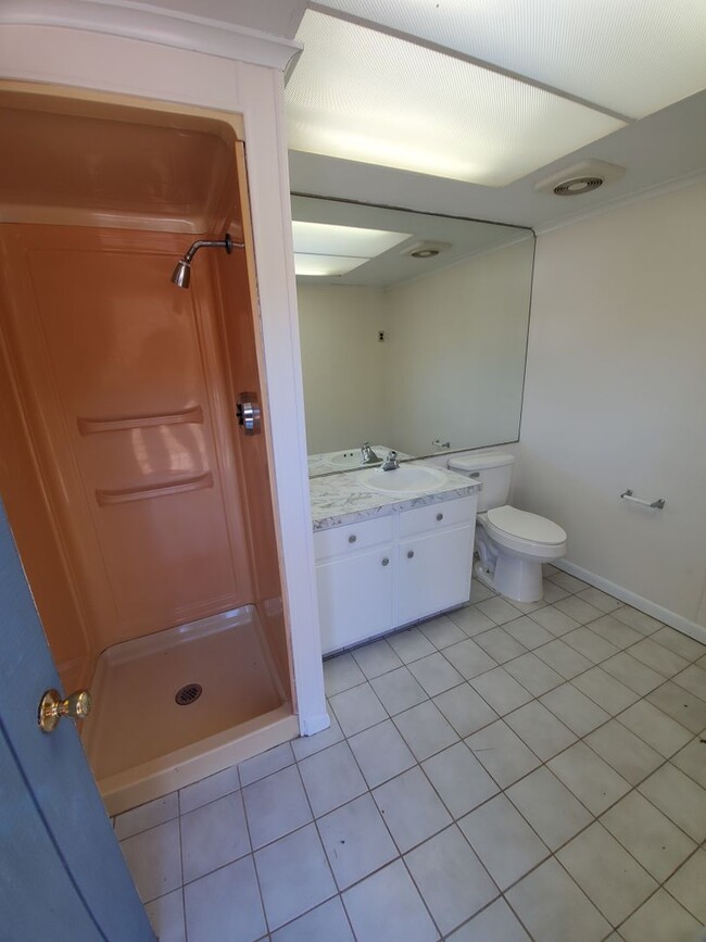 Building Photo - 6051 Satterwhite