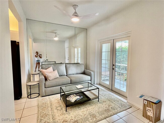 Building Photo - 864 Tanbark Dr