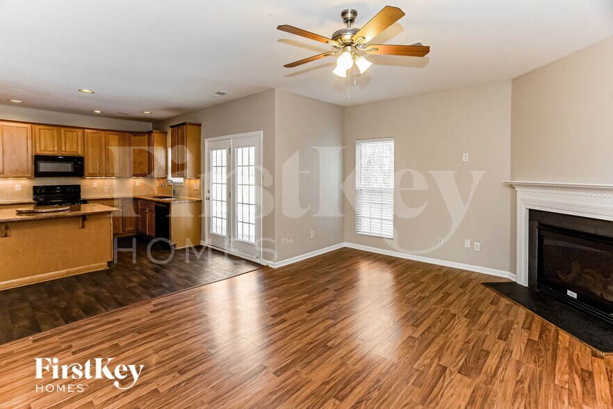 Building Photo - 12814 Coral Sunrise Dr