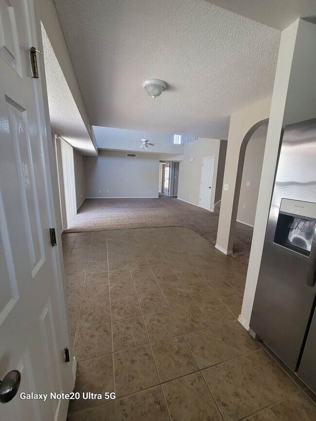 Building Photo - 2988 Tierra Cortez Ave
