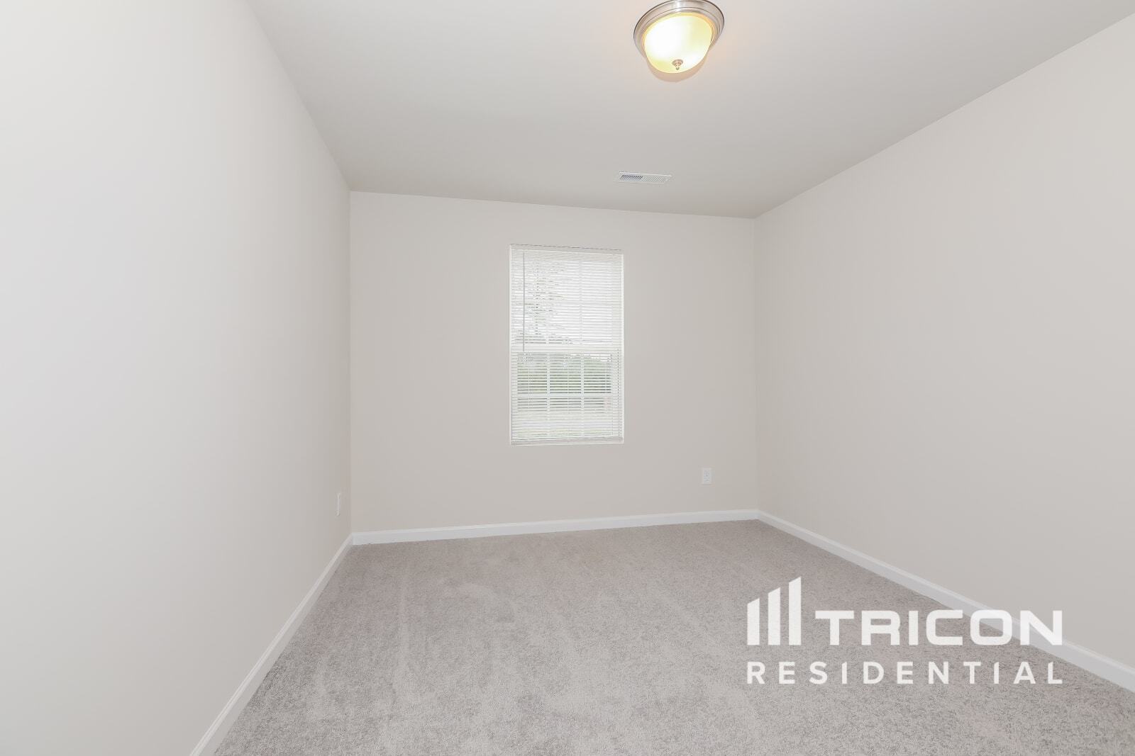 Building Photo - 435 Oakleigh Ln