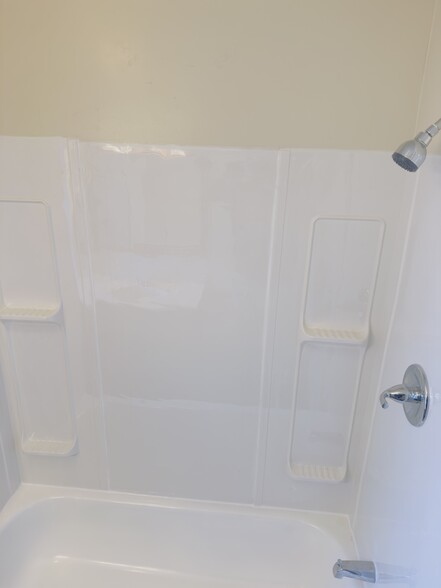 Building Photo - 440 Orena Ave