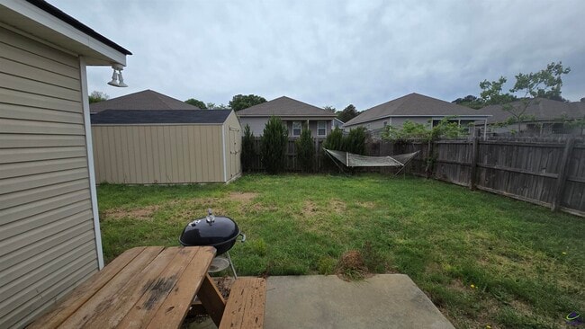 Building Photo - 124 Mary Jay Dr