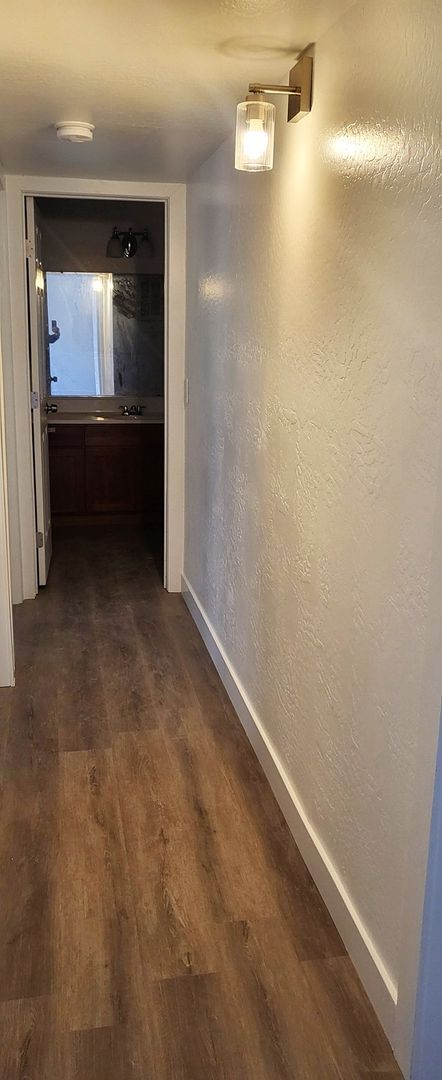 Building Photo - 2602 E Southgate Ave